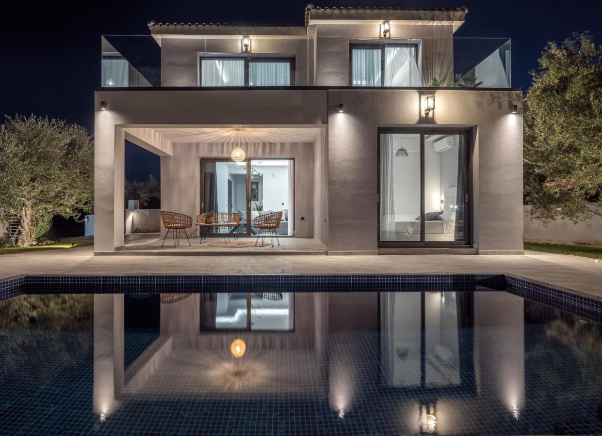 Villa Kapodistria Luxury - Serene Escape In A Scenic, Secluded Location, By Zantewize *